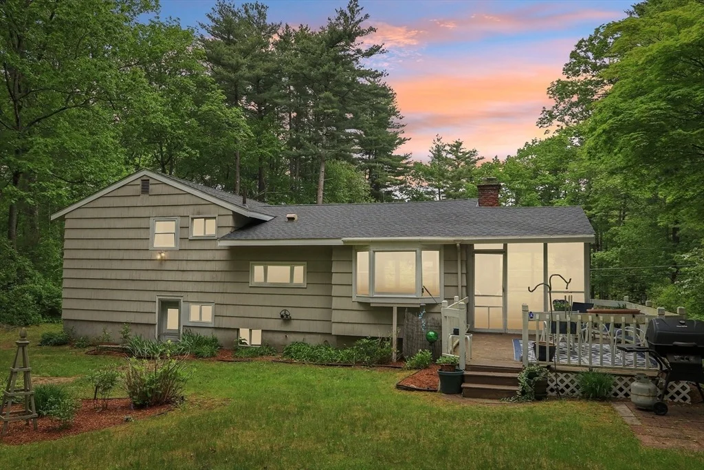 Photo of 51 Barton Dr