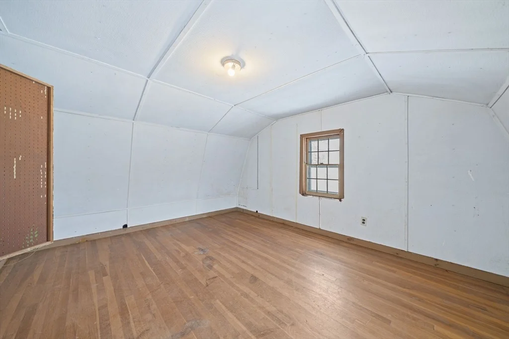 Photo of 9 Barnes Rd