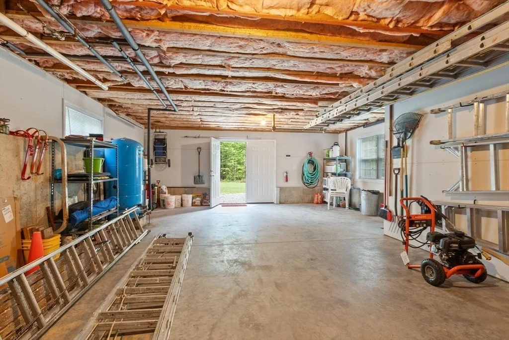 Photo of 175 State Rd