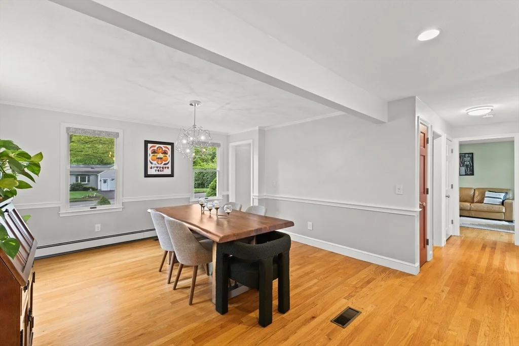 Photo of 80 Forest Dr
