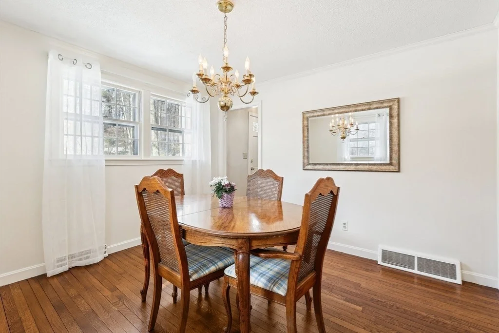 Photo of 17 Wedgewood Rd