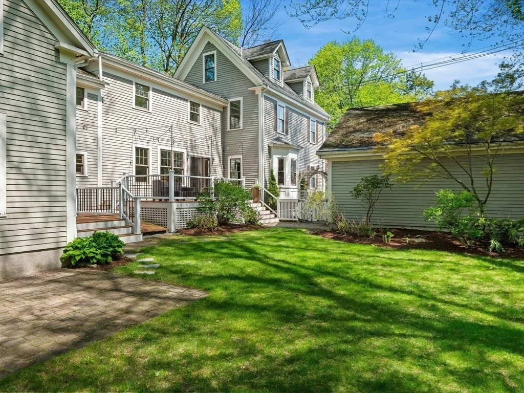 Photo of 20 Maple Street