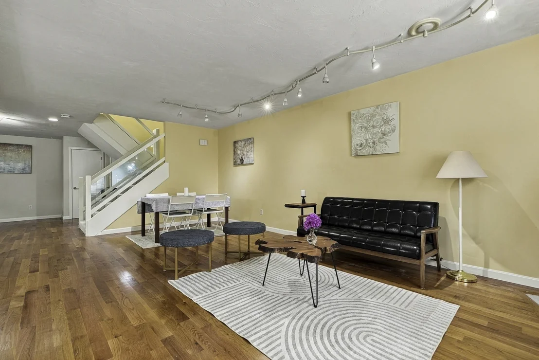 Photo of Unit 139 at 139 Captain Eames Cir