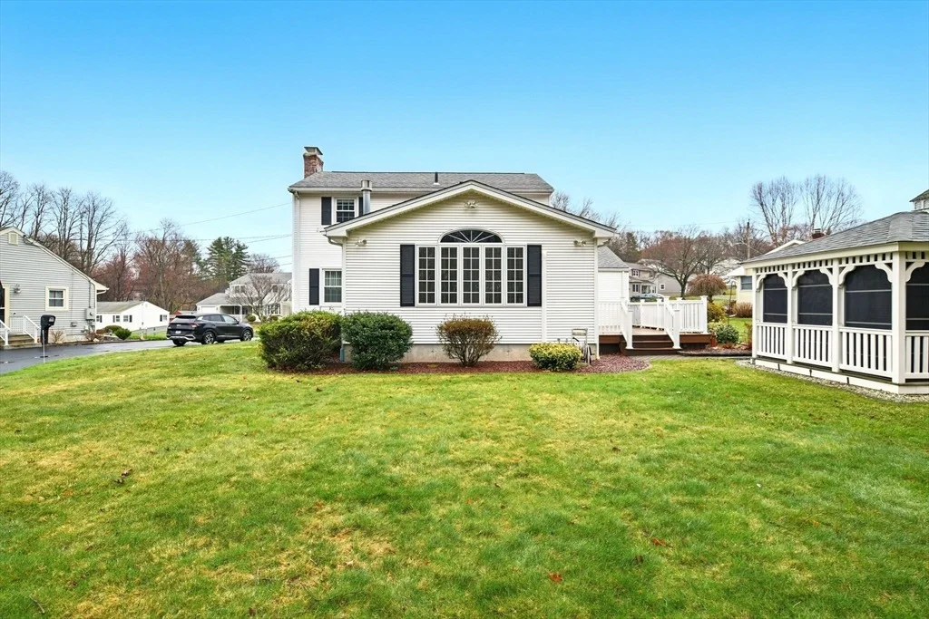 Photo of 48 Longwood Dr