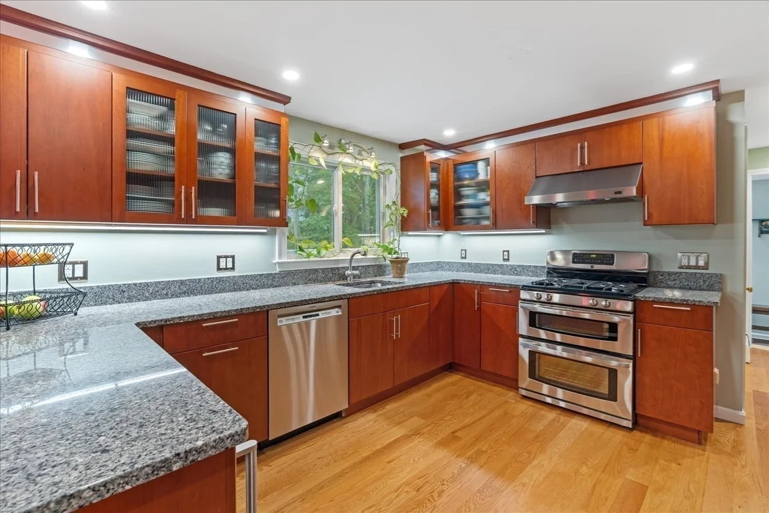 Photo of 32 Maple St
