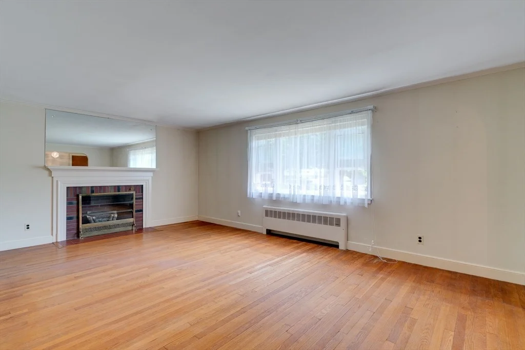 Photo of 44 Ridgewood Rd