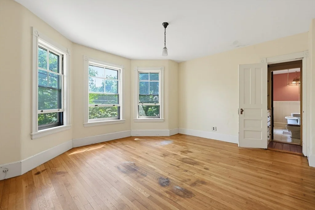 Photo of 7 Baker Street