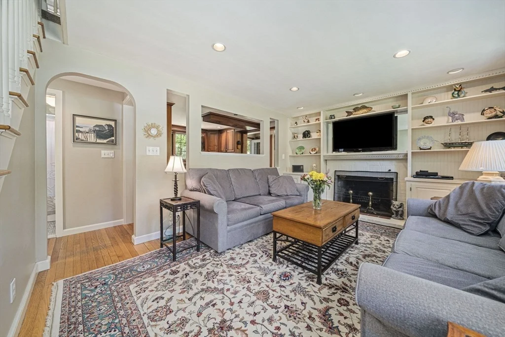 Photo of 771 Ferry St