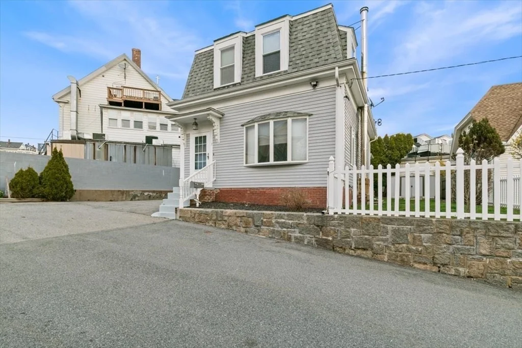 Photo of 7 Spring Ct.