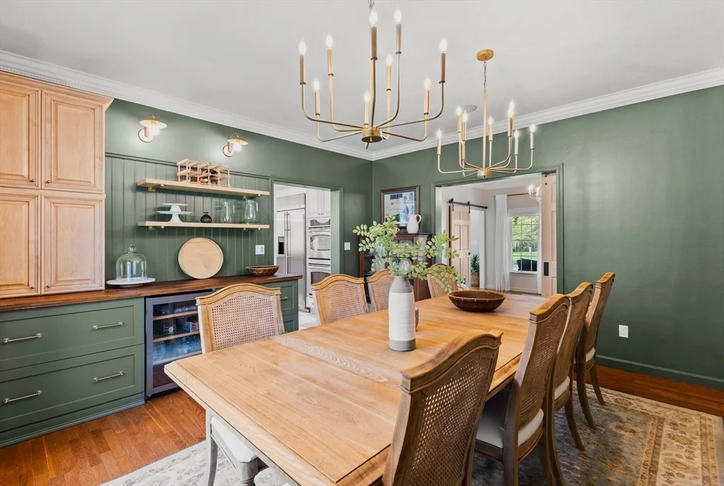 Photo of 353 Finch Rd