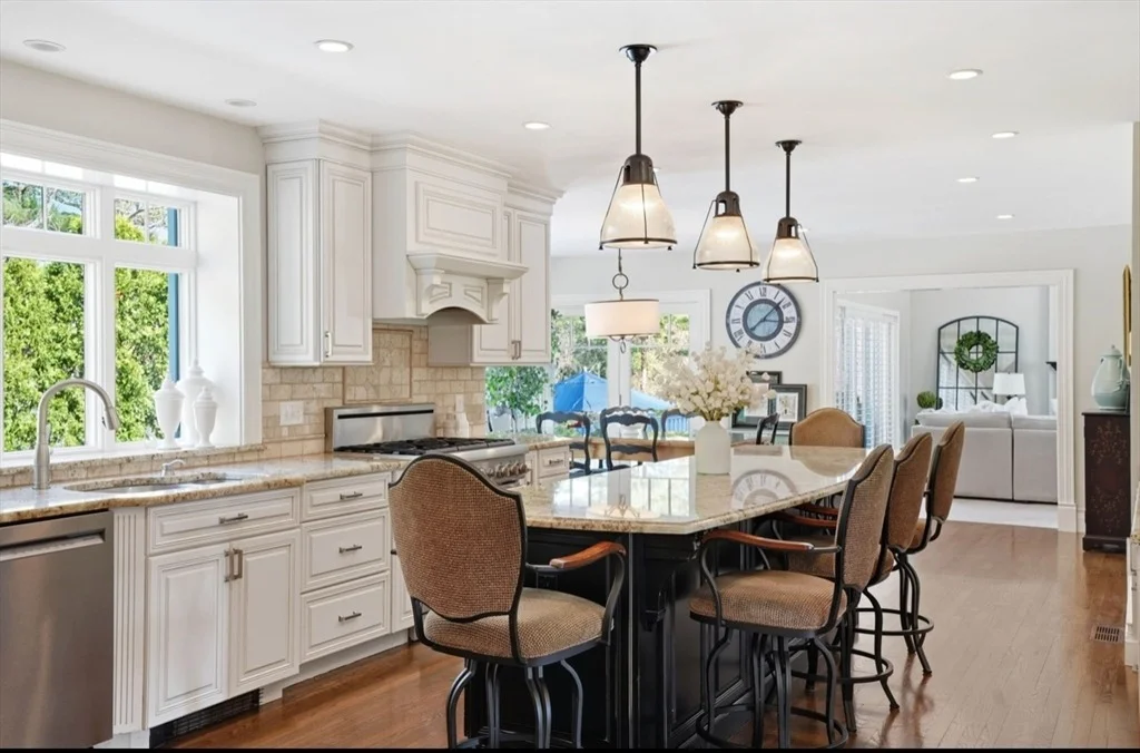 Photo of 160 Hillcrest Rd