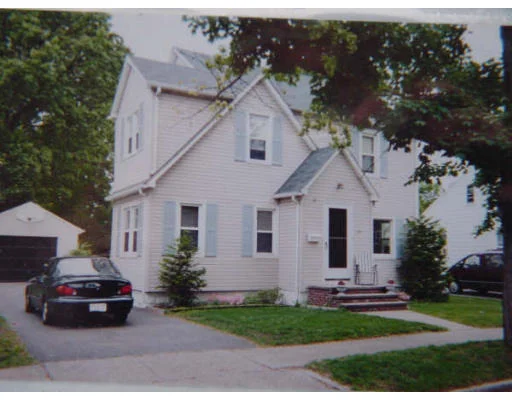 Photo of 104 Connecticut Ave