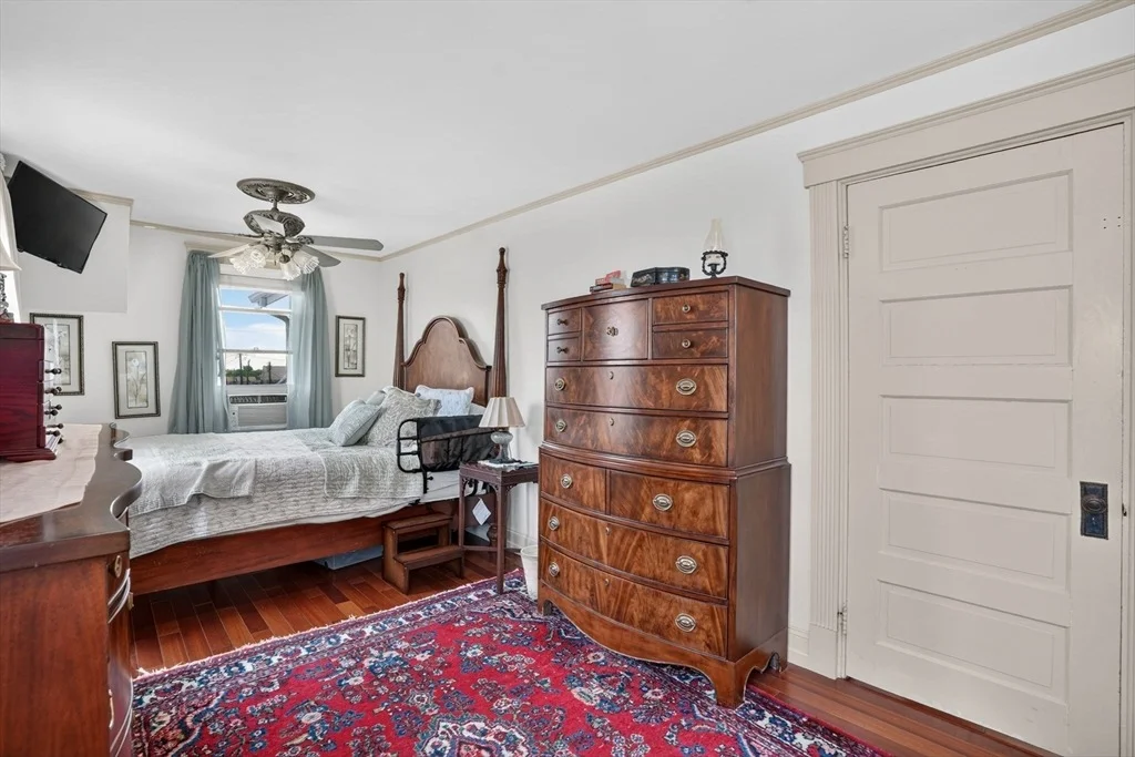 Photo of 14 Webster Avenue