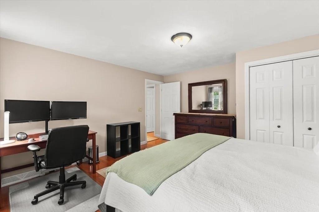 Photo of 7 Strawstone Lane