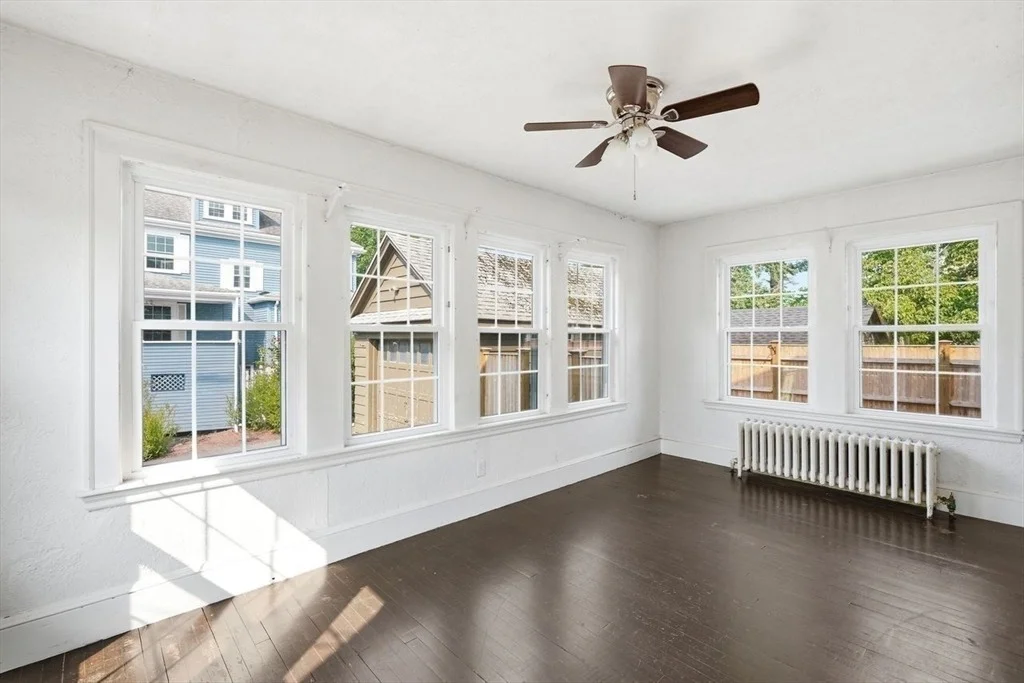 Photo of 7 Fales Rd