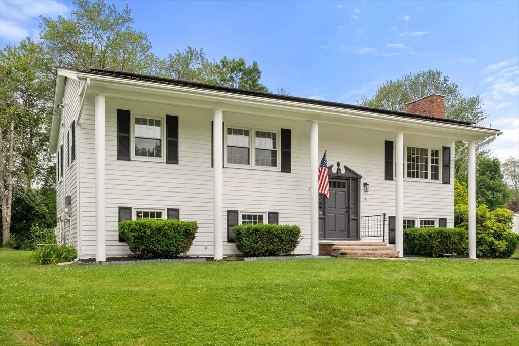 Photo of 7 Kennedy Dr