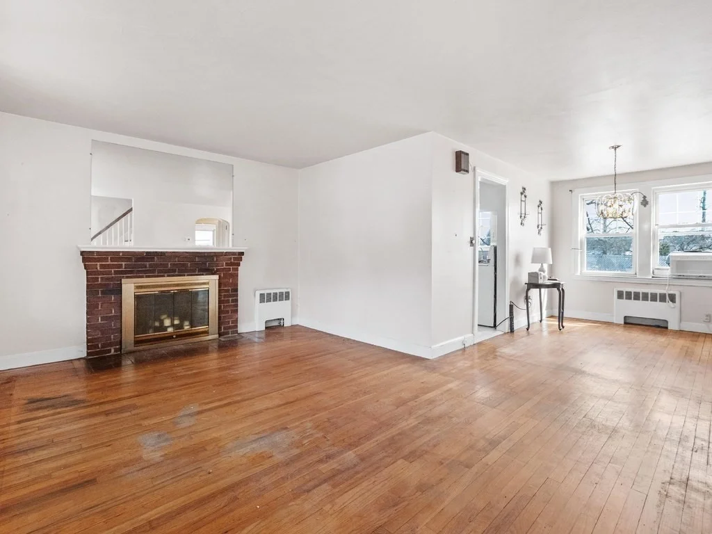 Photo of 15 Westbrook Circle
