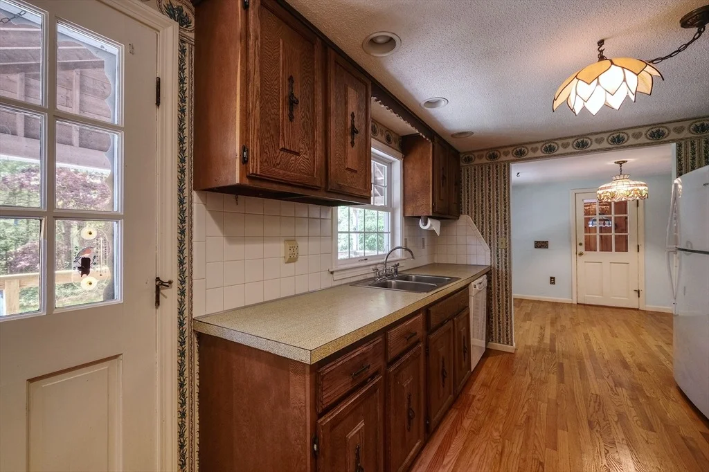 Photo of 175 Knotty Pine Ln