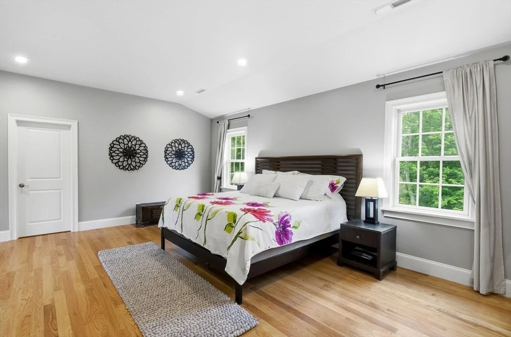 Photo of 7 Davis Rd