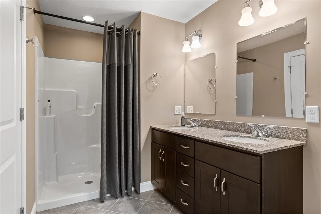Photo of 23 Hemlock Dr