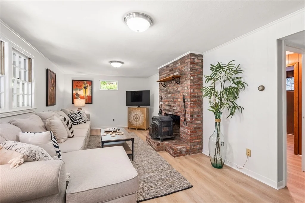 Photo of 17 Keith Rd