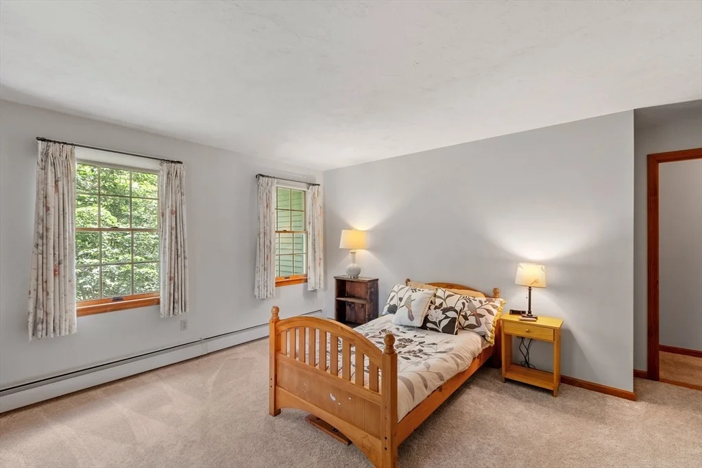 Photo of 492 Stow Rd