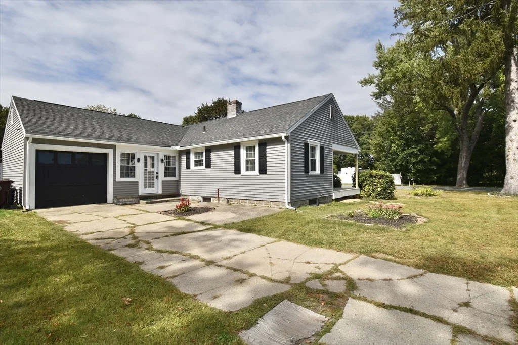 Photo of 51 Parkview St