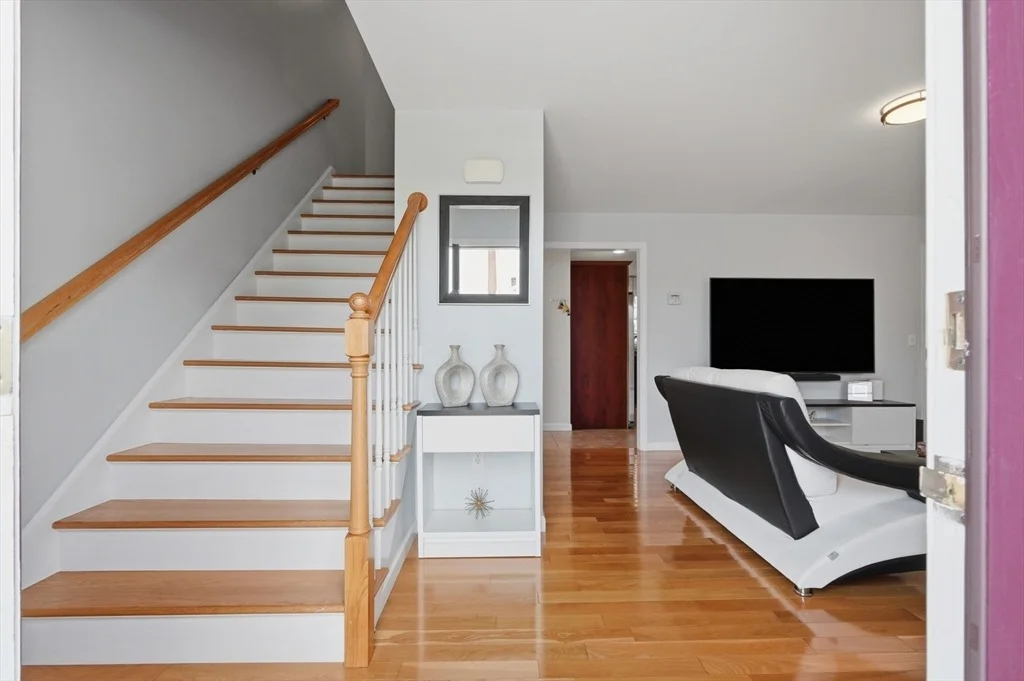 Photo of 414 Bay Street