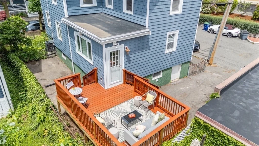 Photo of 31 Loring St