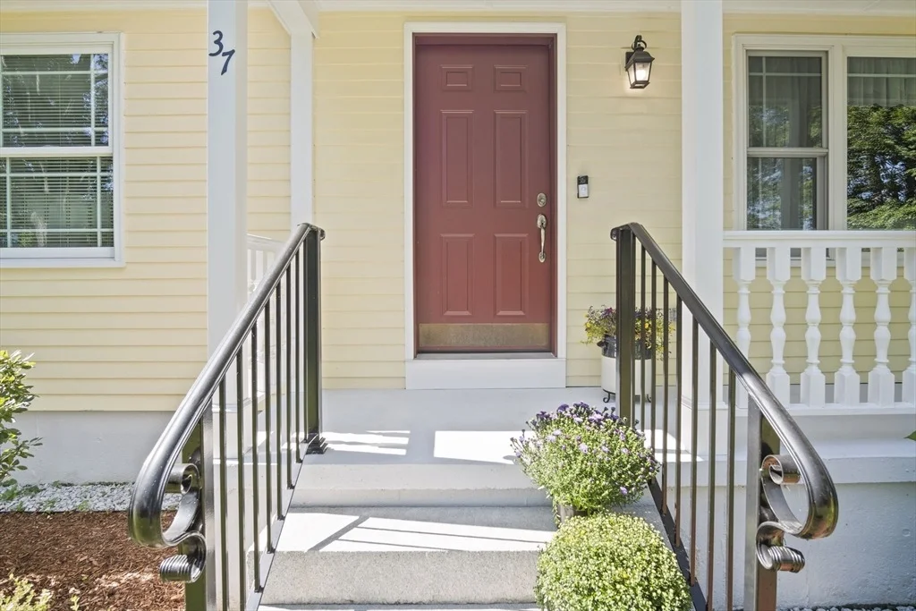 Photo of 37 Chamberlain Rd