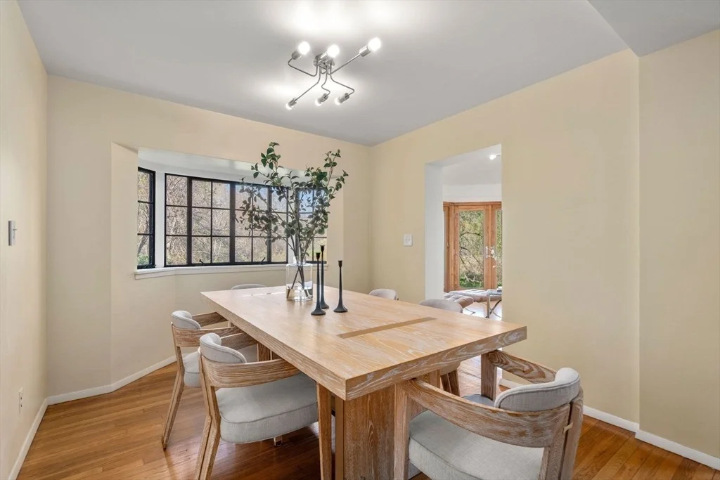 Photo of 12 Granison Rd