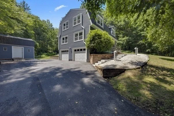 Photo of 77 Larned Rd