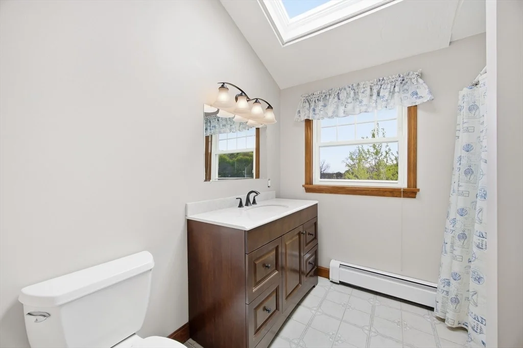 Photo of 50 Harborview Rd