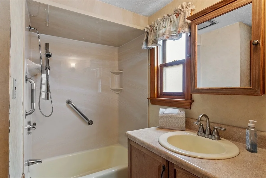 Photo of 67 Cedar St