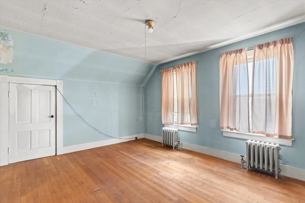 Photo of 29 Oak St