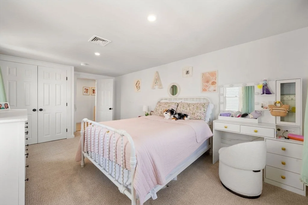 Photo of 113 Bay Avenue