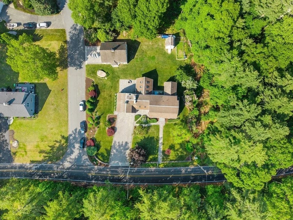 Photo of 468 Delano Rd