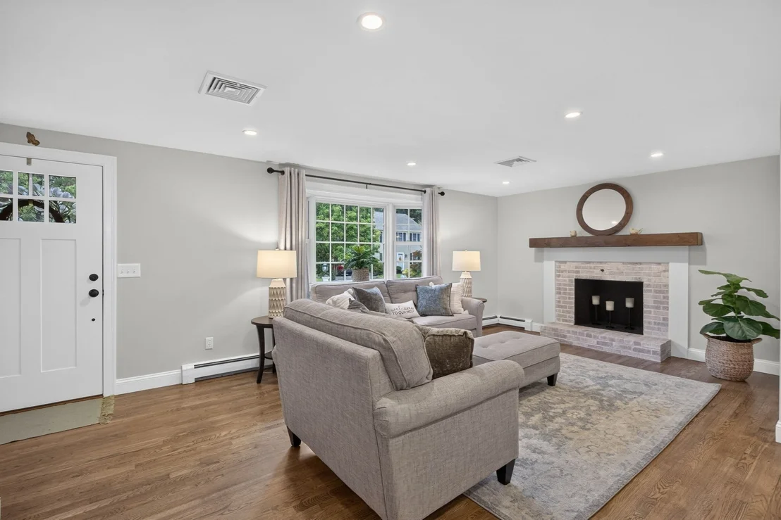 Photo of 90 Lady Slipper Drive
