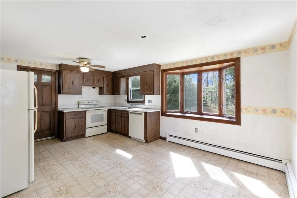 Photo of 21 Bayberry Rd