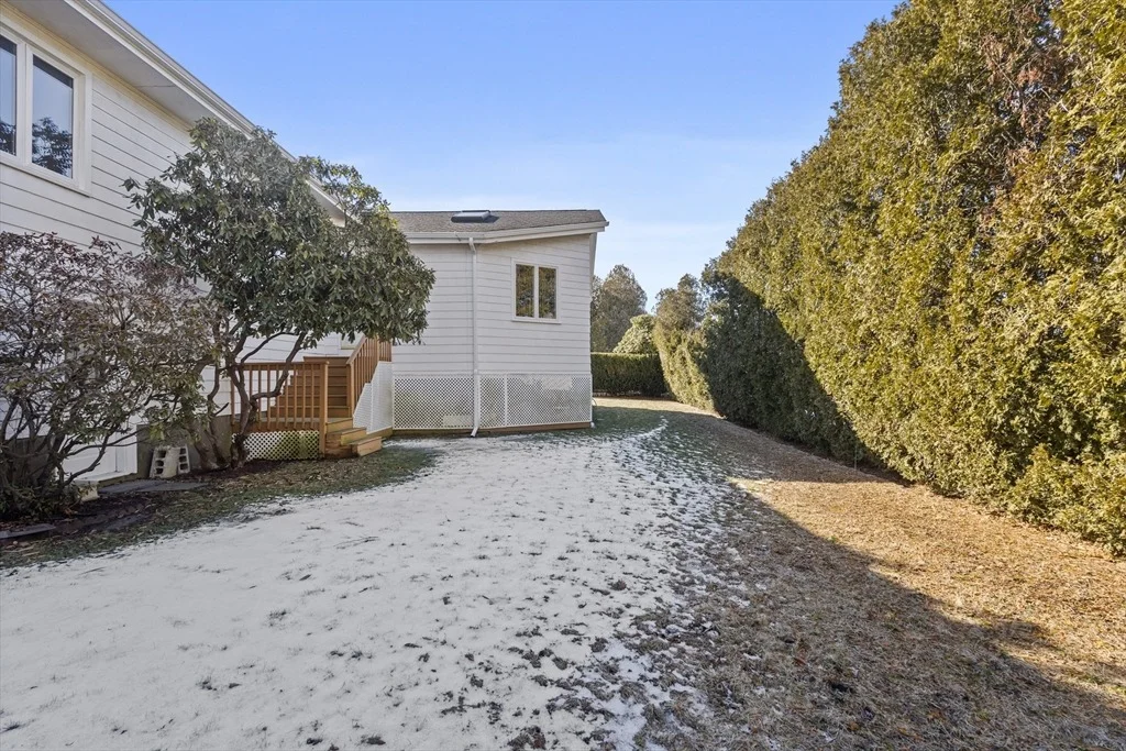 Photo of 5 Arlyn Rd