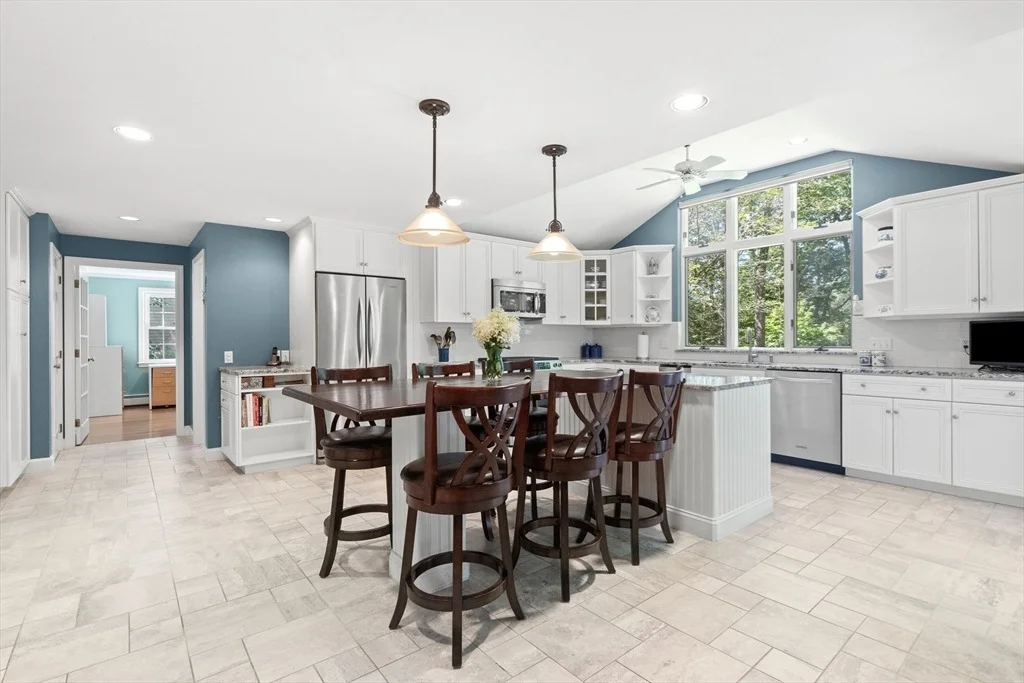 Photo of 32 Towne Ln