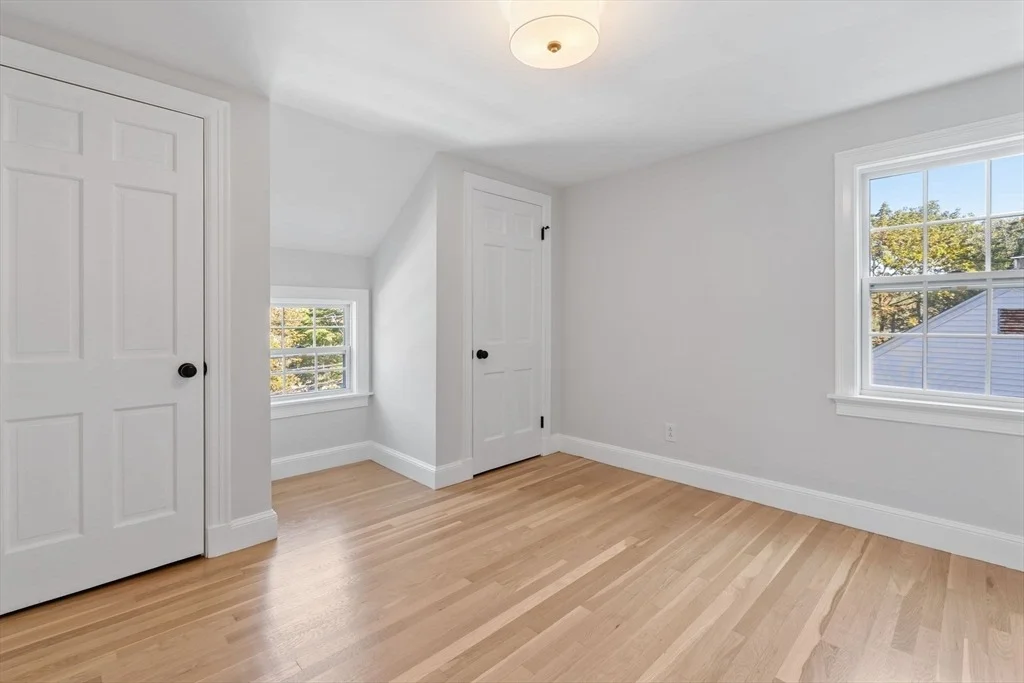 Photo of 119 Gloucester St