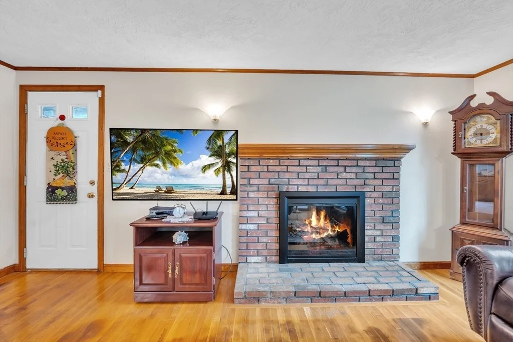 Photo of 143 Charlton Rd