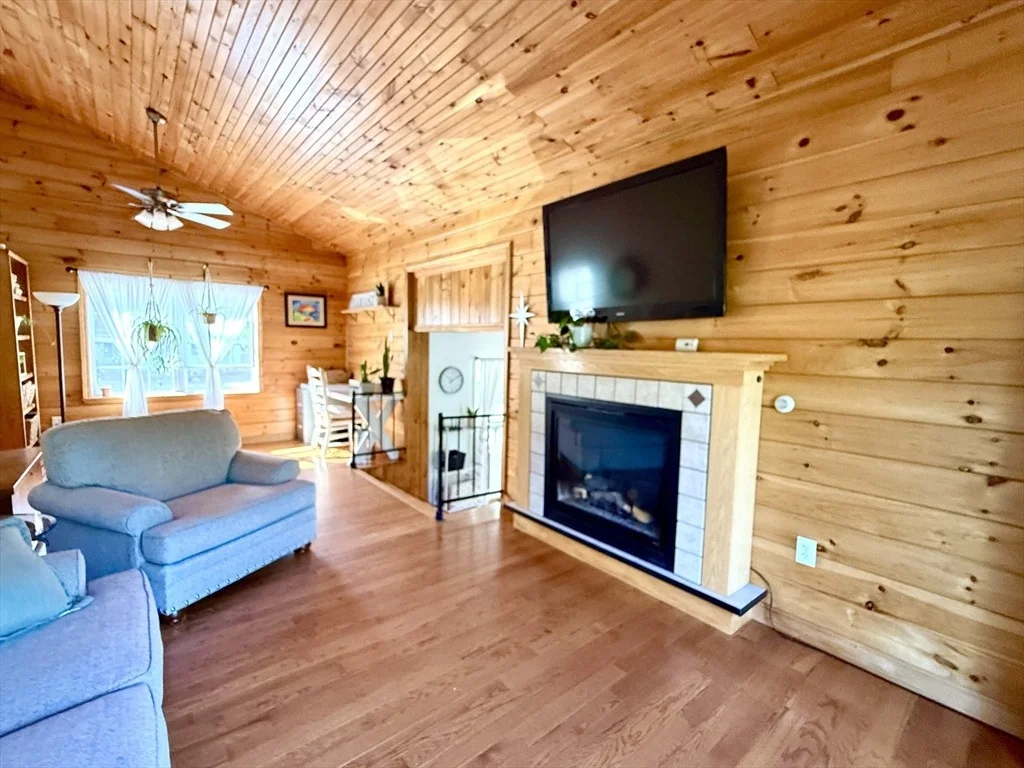 Photo of 27 Mayflower Circle