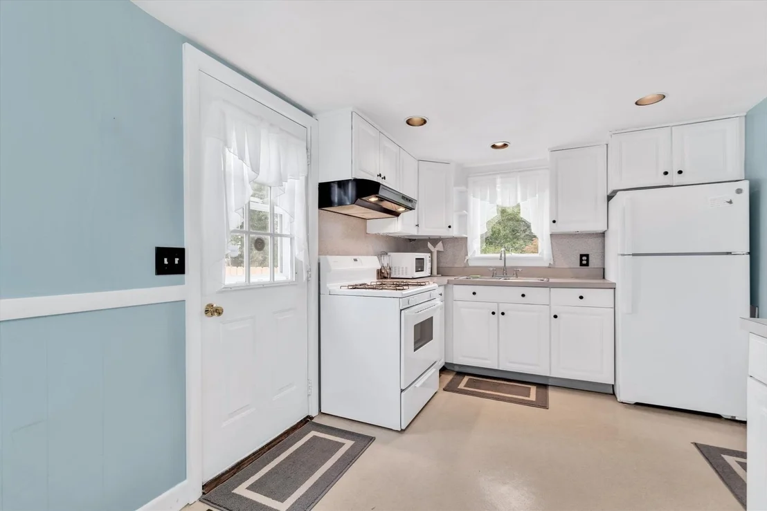 Photo of 7 Queens Bay Ln