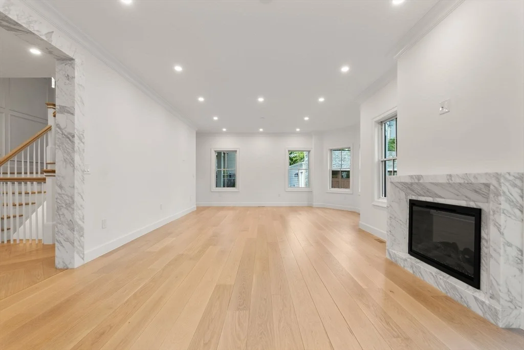 Photo of 18 Naples Rd