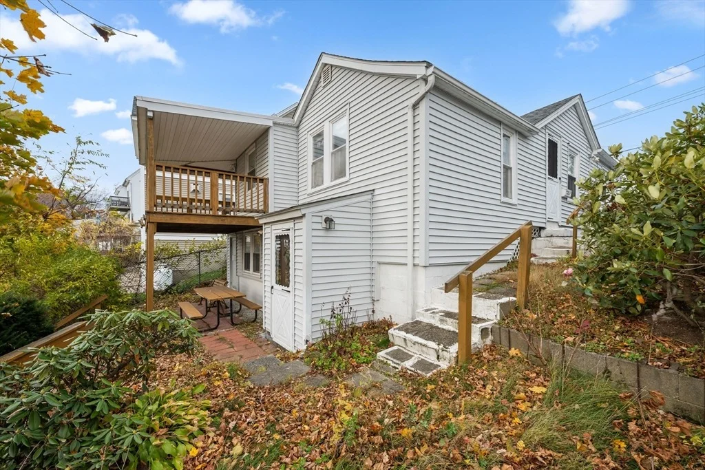 Photo of 21 Edgemere Blvd