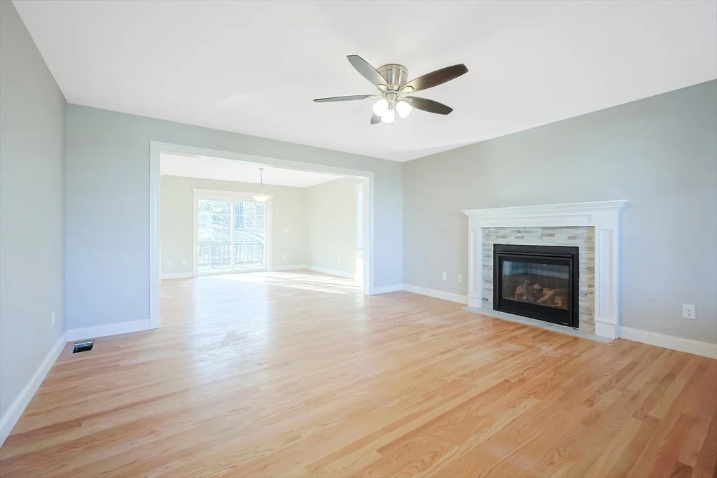 Photo of 19 Oriole Dr