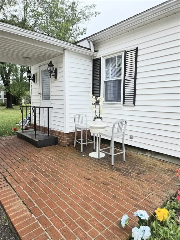 Photo of 110 Barthel Ave
