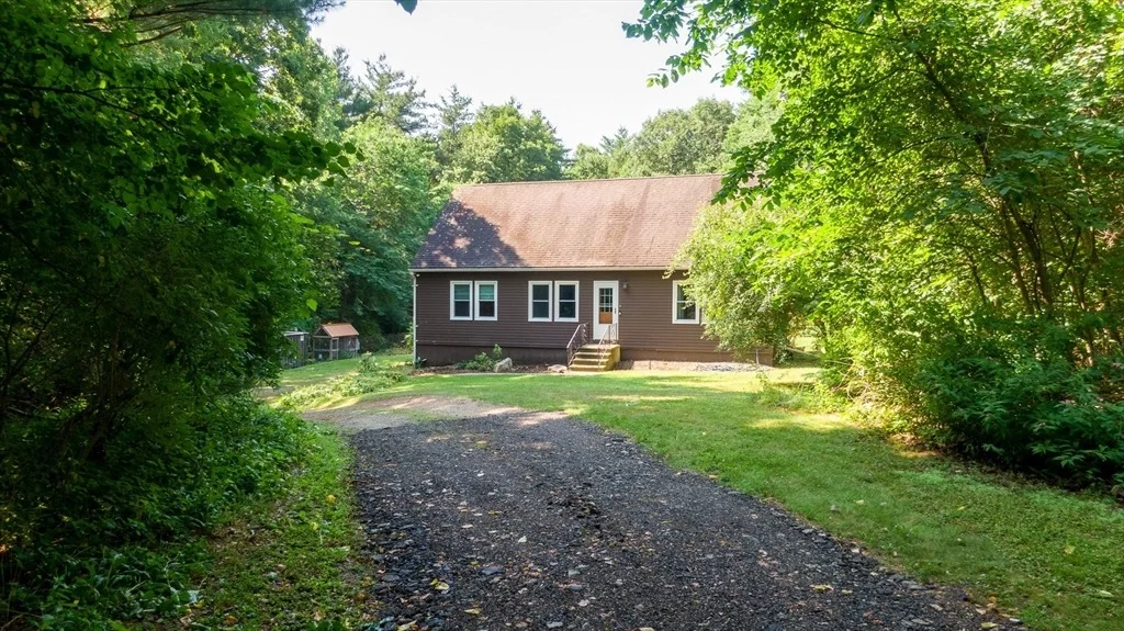 Photo of 246 Torrey Rd